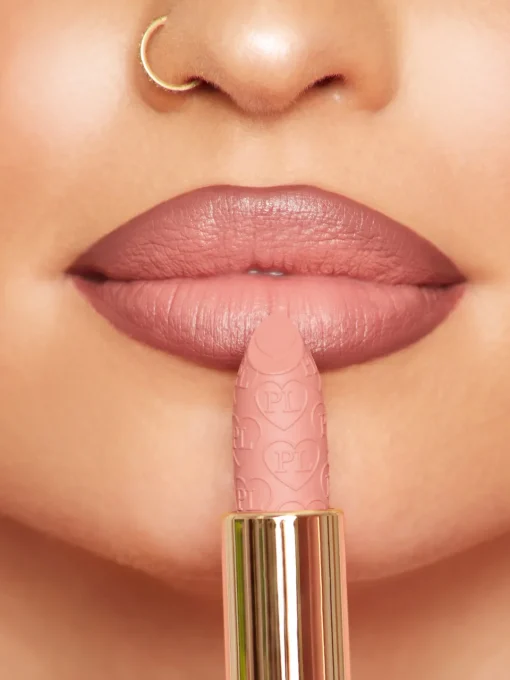 Hot P.Louise Kiss and Makeup Lip Kit Lip Liner|Lipstick