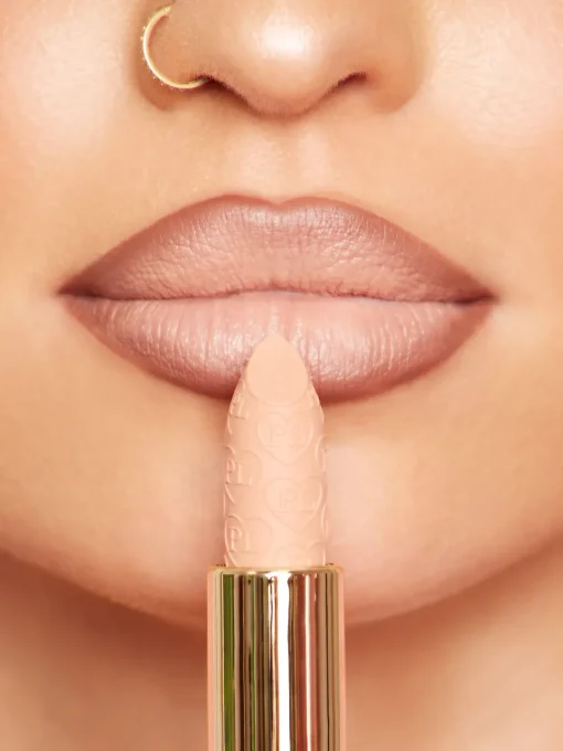 Hot P.Louise Kiss and Makeup Lip Kit Lip Liner|Lipstick