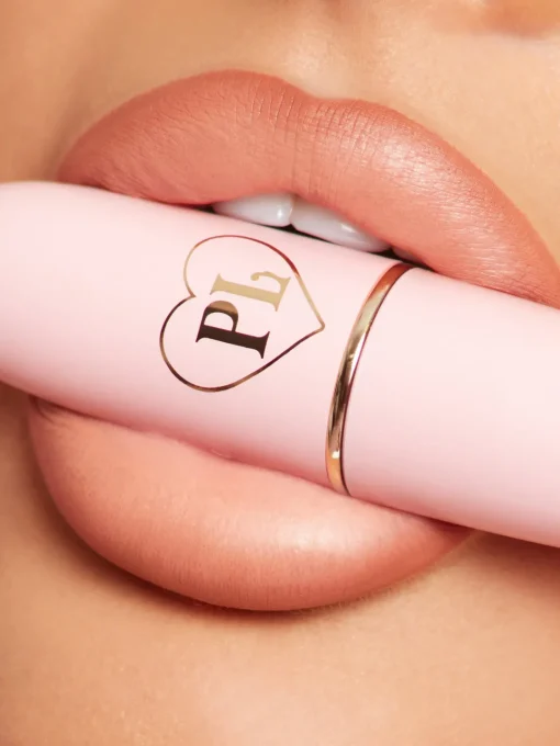 Hot P.Louise Kiss and Makeup Lip Kit Lip Liner|Lipstick