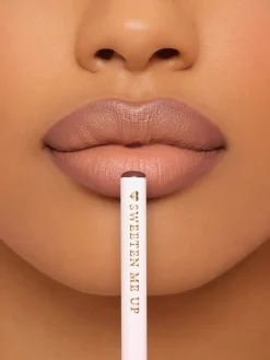 Cheap P.Louise Take Me Away Liner Sets Highlighter